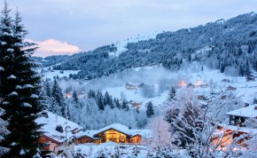 Ski Chalets in Les Gets - Image Credit:Shutterstock